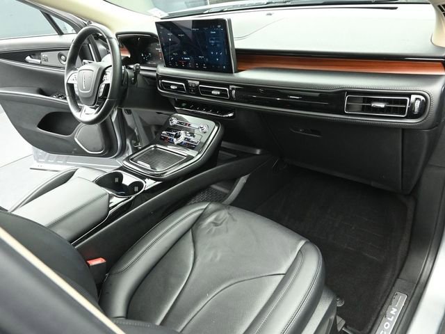 Certified 2022 Lincoln Nautilus Reserve w/ Equipment Group 201A image 27