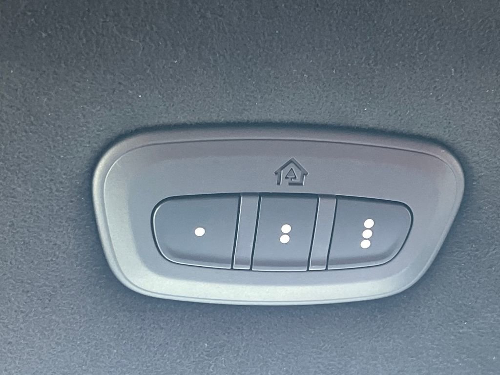 New 2025 Jeep Wagoneer S Launch Edition image 34