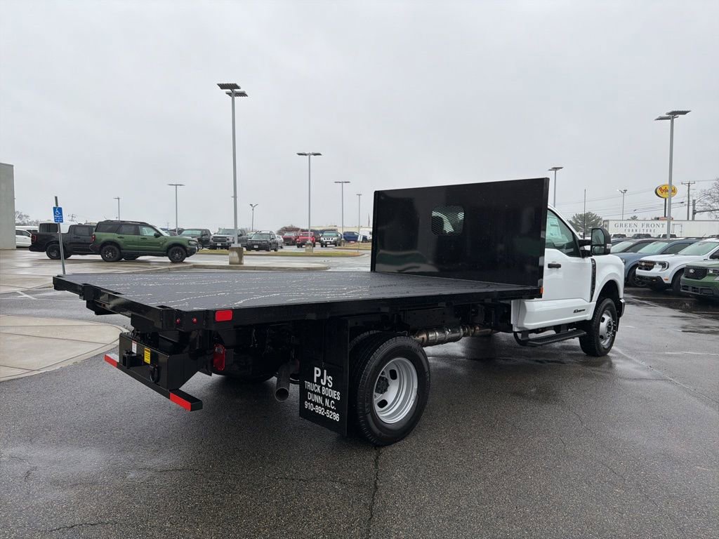 New 2026 Ford F350 XL w/ XL Chrome Package image 3