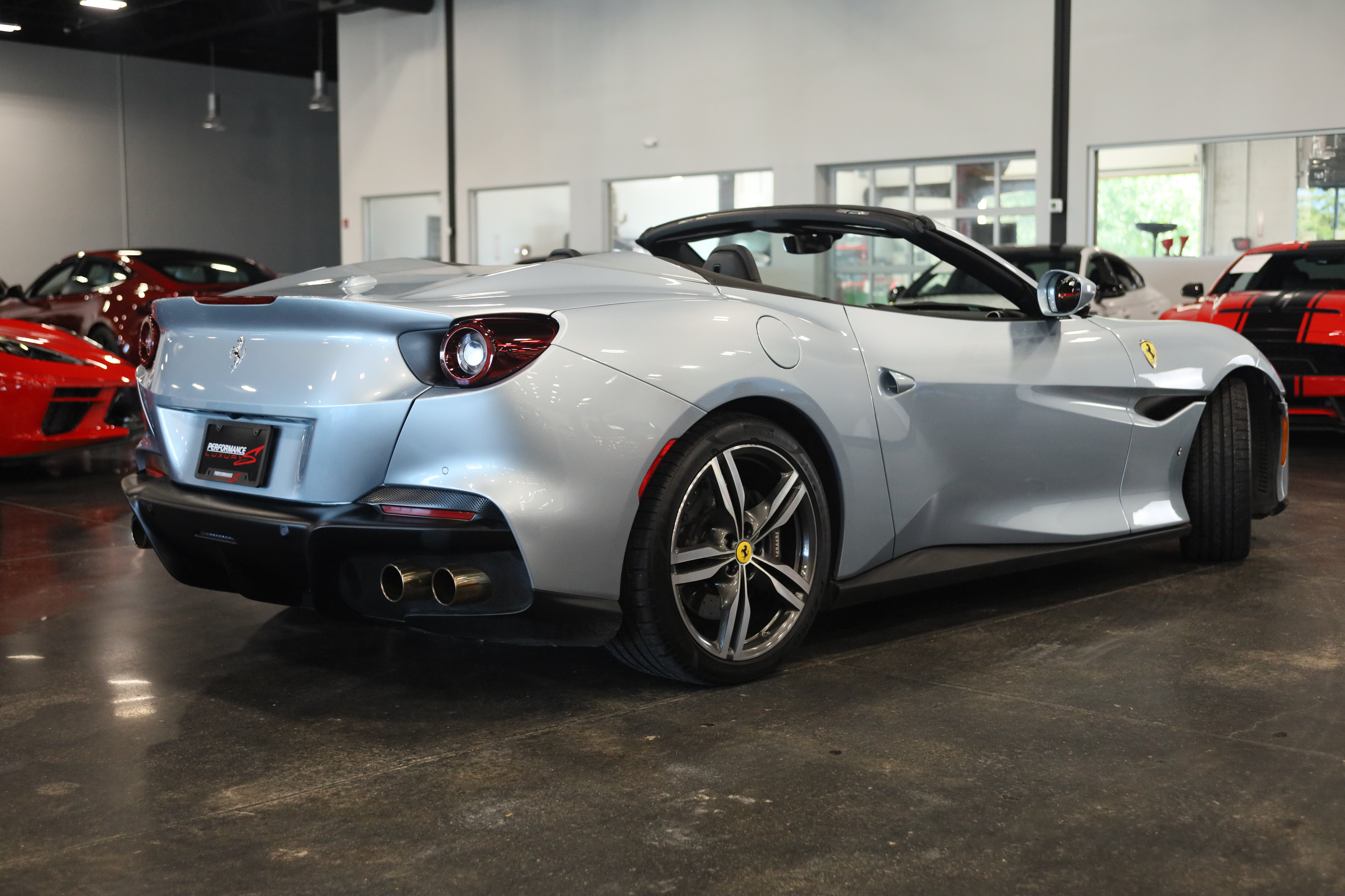 Used 2022 Ferrari Portofino M RWD image 8