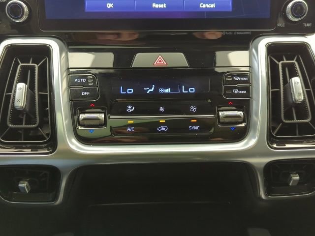 Used 2023 Kia Sorento SX FWD image 26