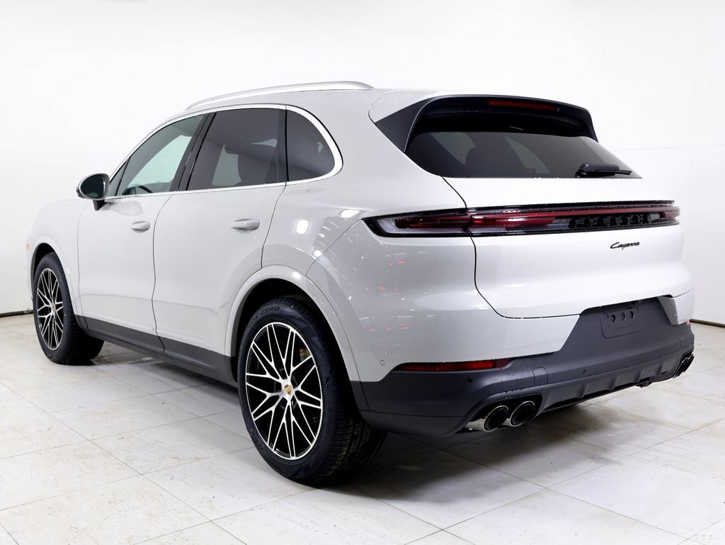 New 2026 Porsche Cayenne image 3