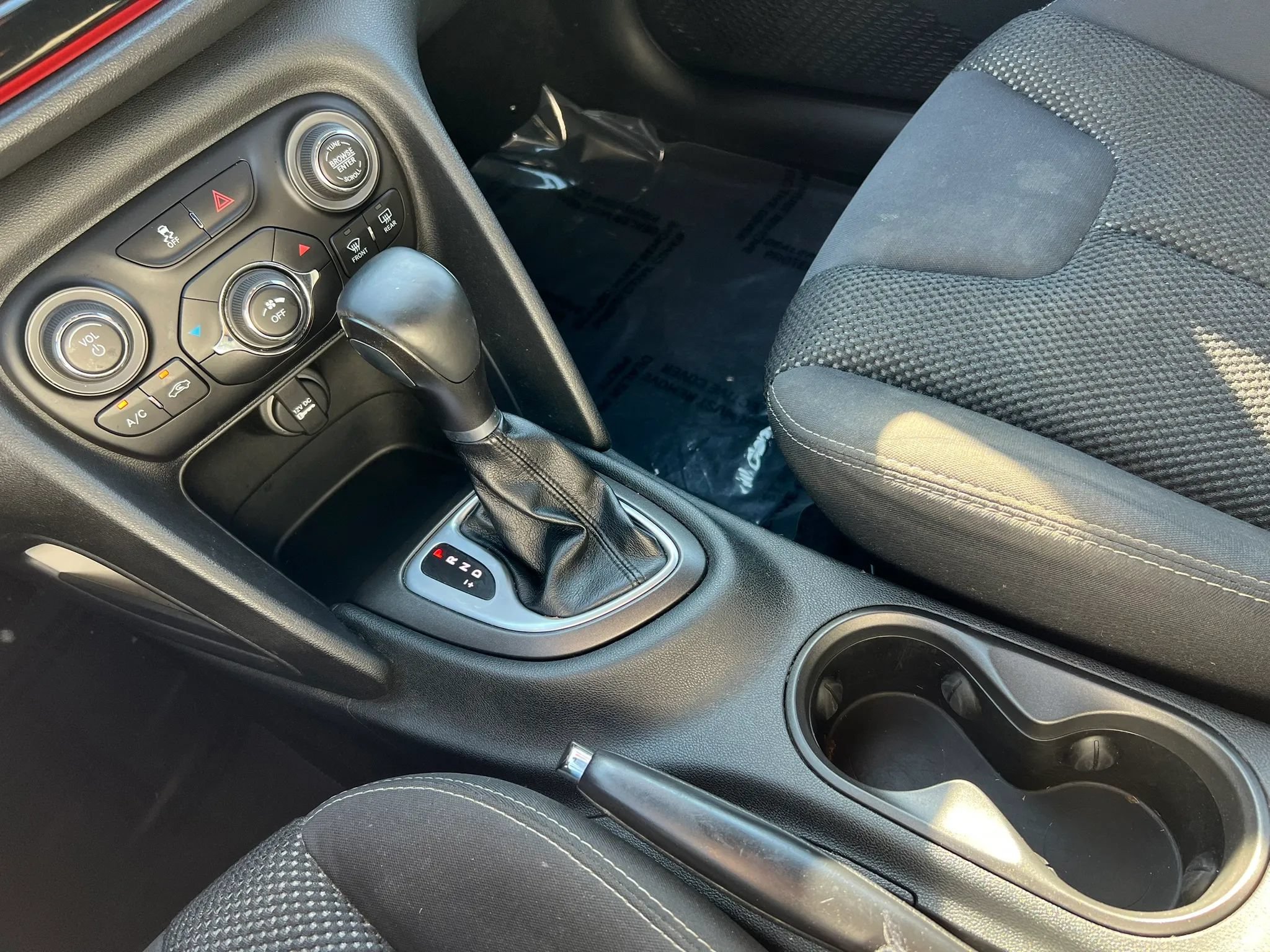Used 2016 Dodge Dart SXT FWD image 18