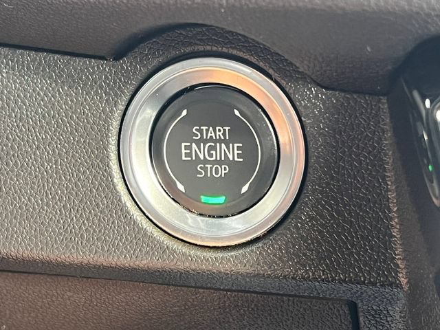 Used 2026 Chevrolet Traverse LT AWD/4WD image 30