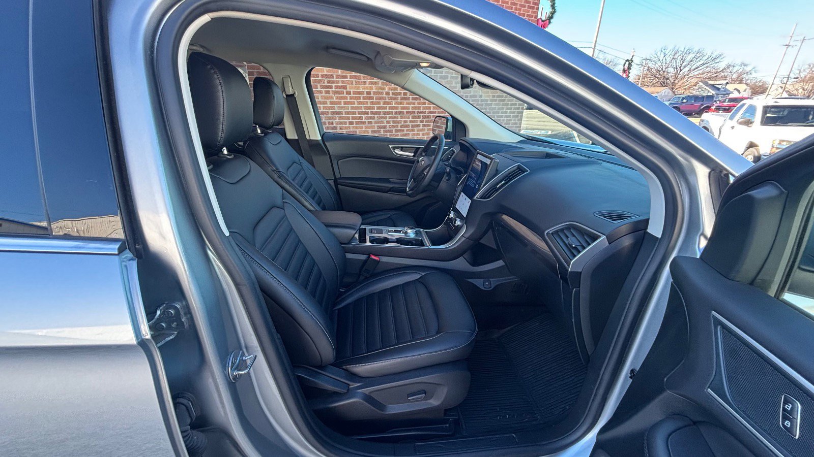 Certified 2024 Ford Edge SEL w/ Convenience Package image 24