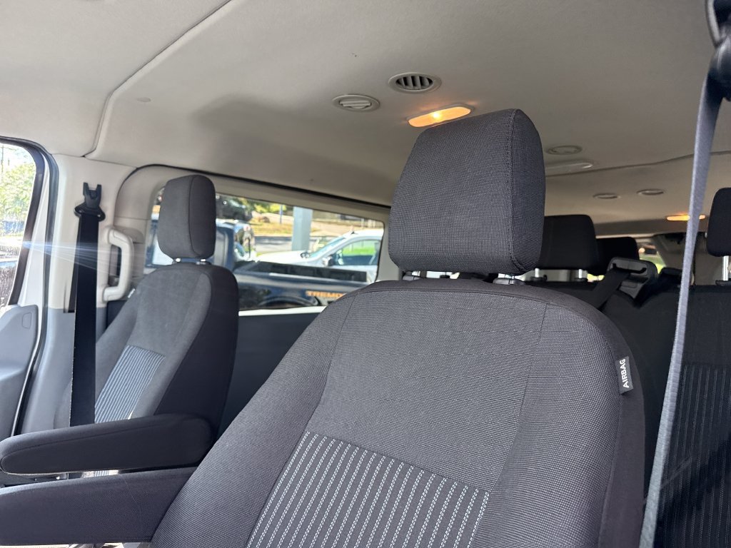 Used 2018 Ford Transit 150 XL RWD image 13