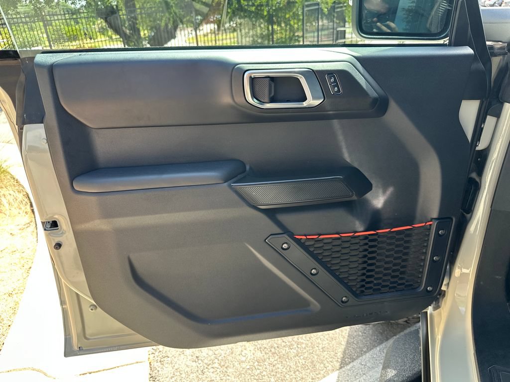 Used 2025 Ford Bronco Raptor AWD/4WD image 18