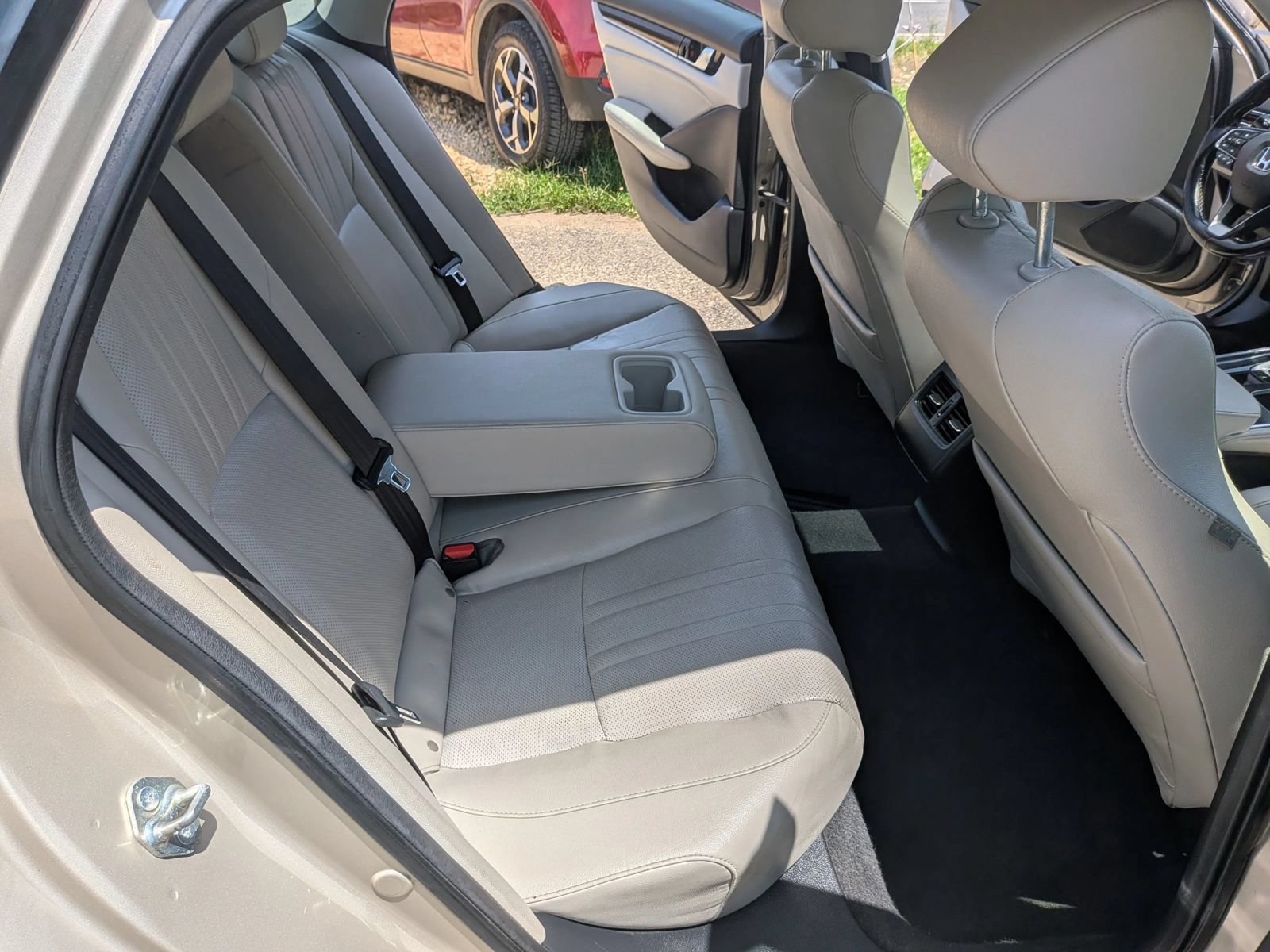 Used 2020 Honda Accord EX-L image 36