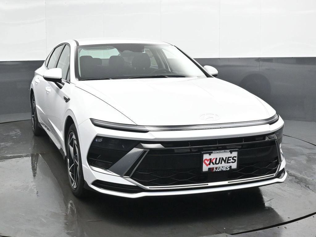 New 2026 Hyundai Sonata SEL FWD image 4