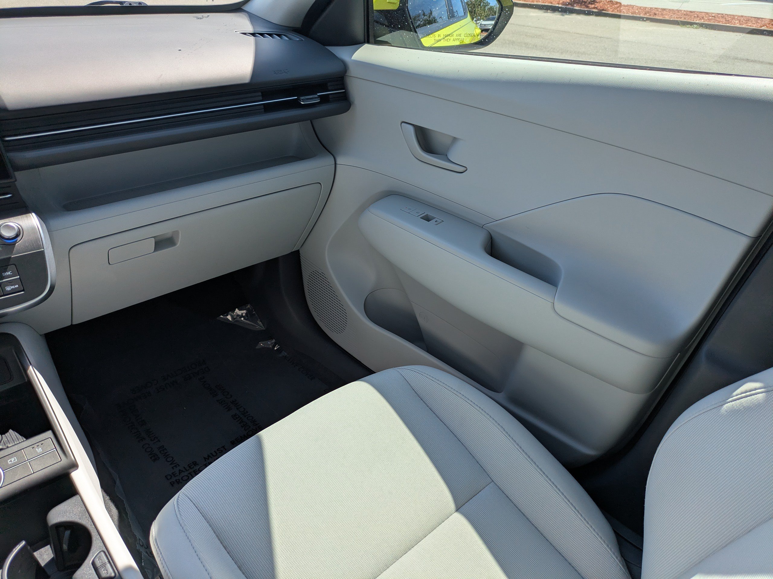 Used 2025 Hyundai Kona SEL FWD image 18