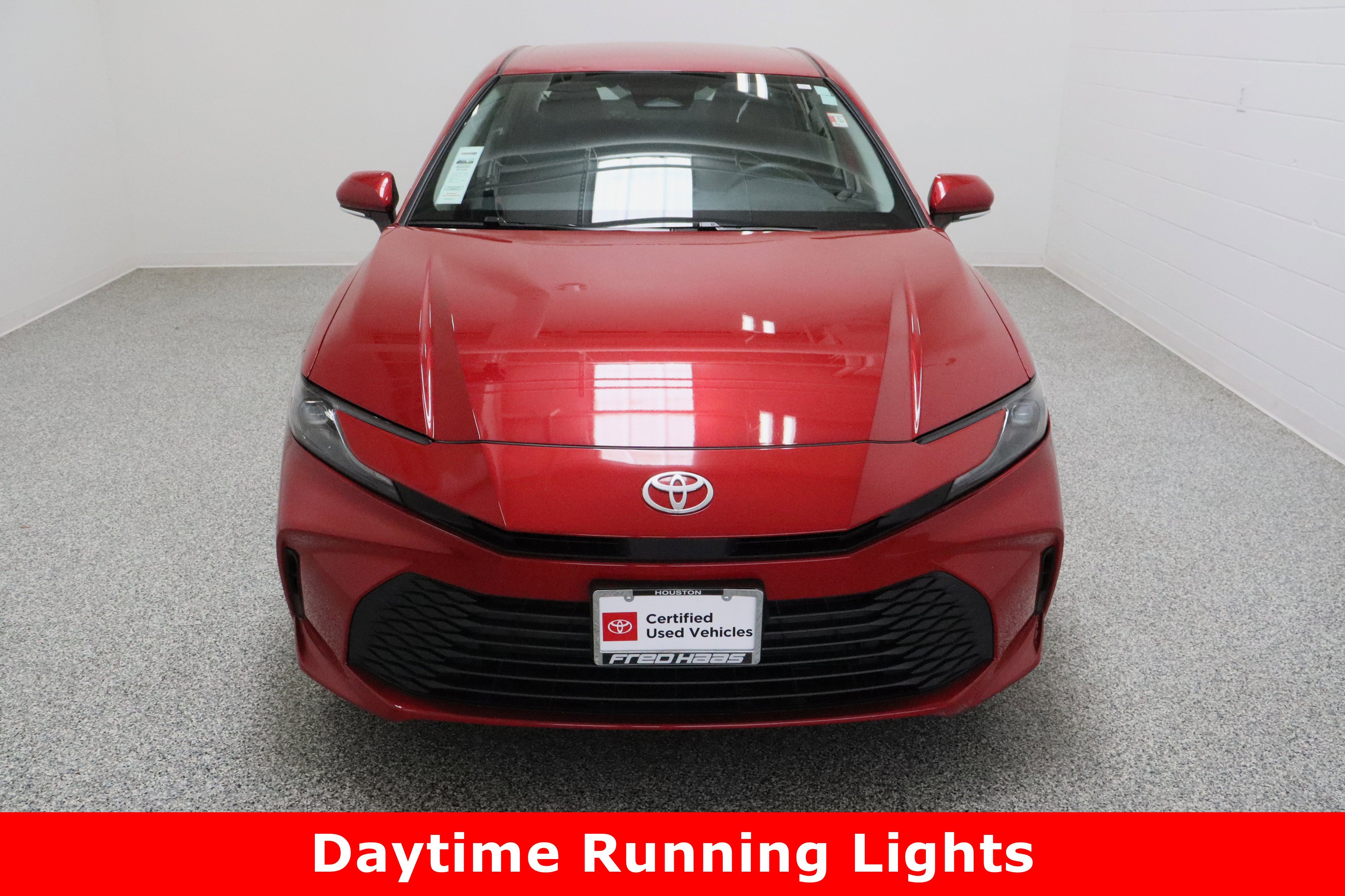 Certified 2025 Toyota Camry LE FWD image 3