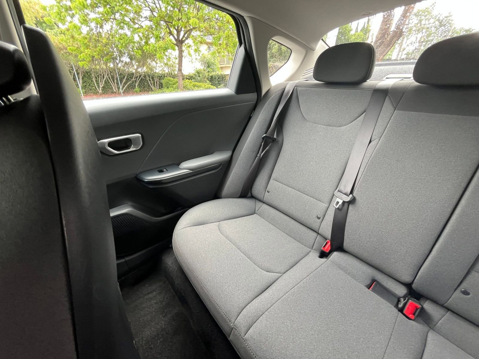 Used 2025 Kia K4 FWD image 38