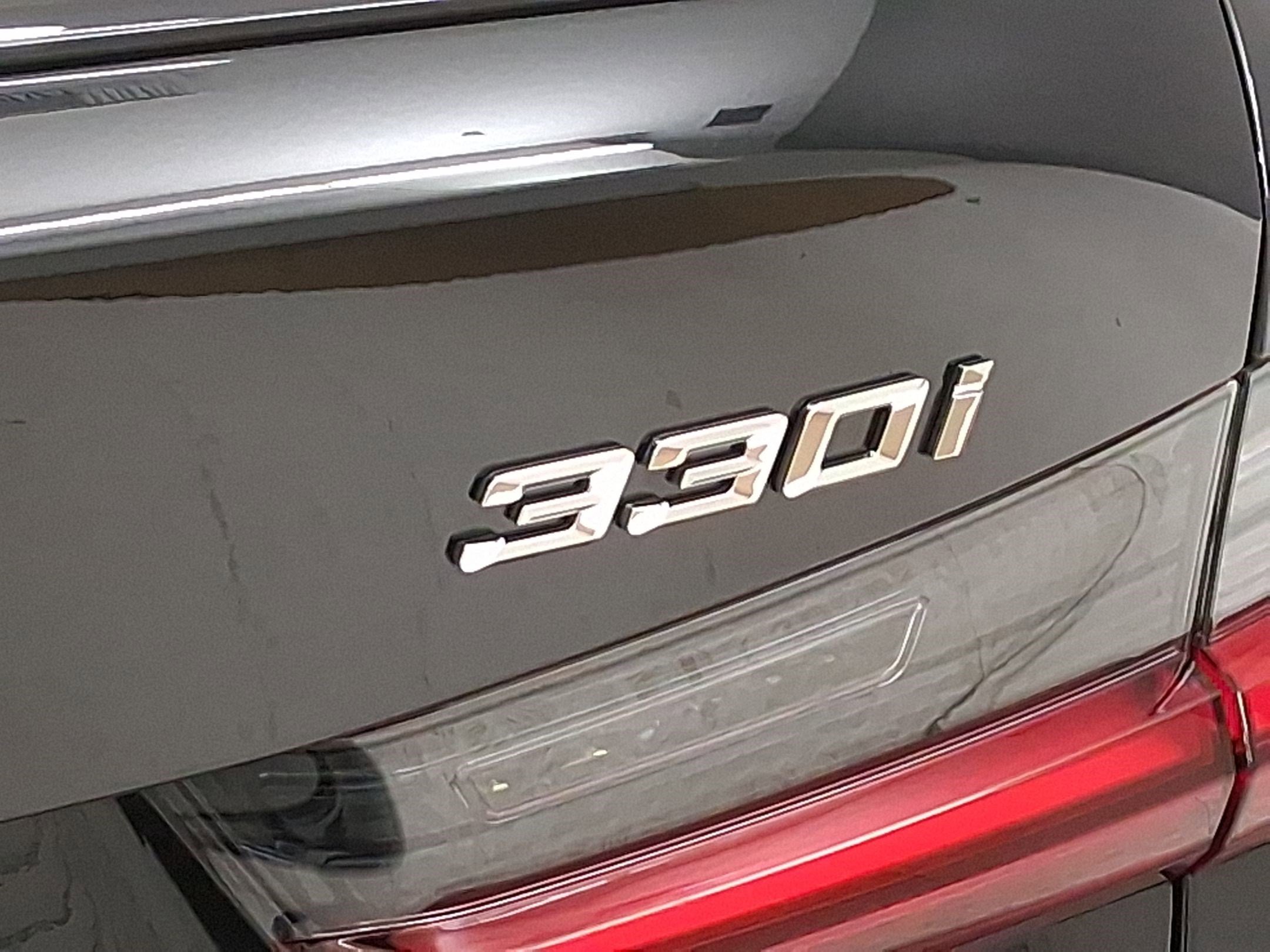 New 2026 BMW 330i Sedan w/ M Sport Package image 21