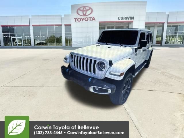 Used 2023 Jeep Wrangler Unlimited Sahara w/ Cold Weather Group AWD/4WD image 1