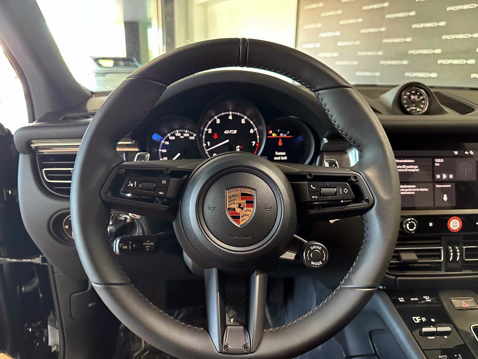 New 2026 Porsche Macan GTS image 21