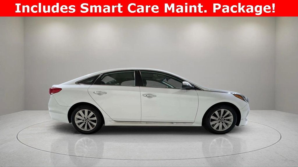 Used 2016 Hyundai Sonata Sport w/ Option Group 1V image 2