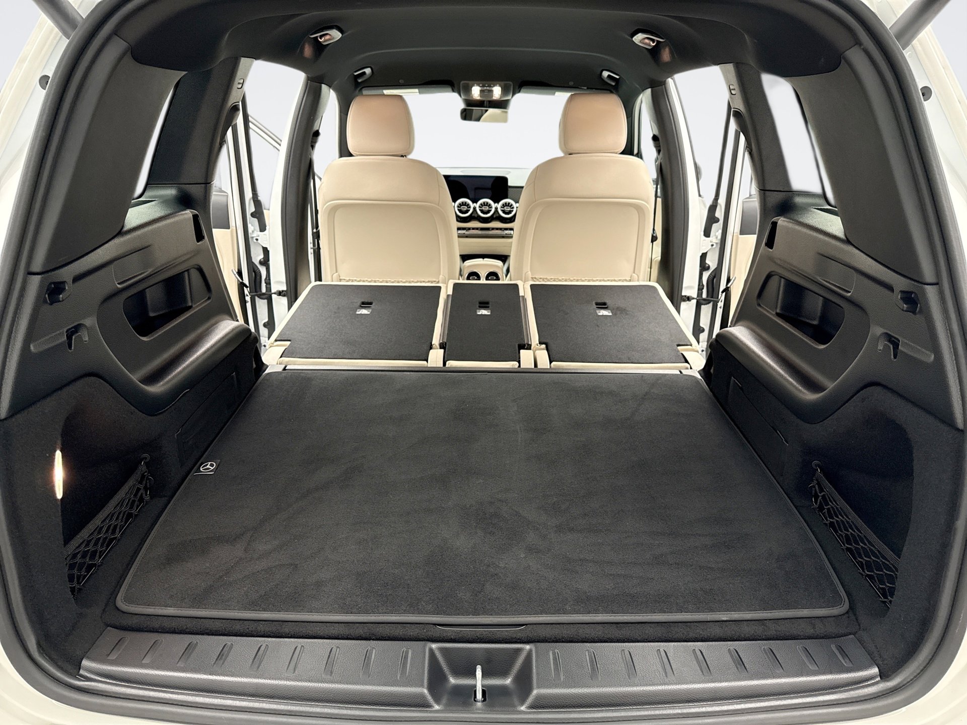 Used 2025 Mercedes-Benz GLB 250 GLB 250 4WD image 21