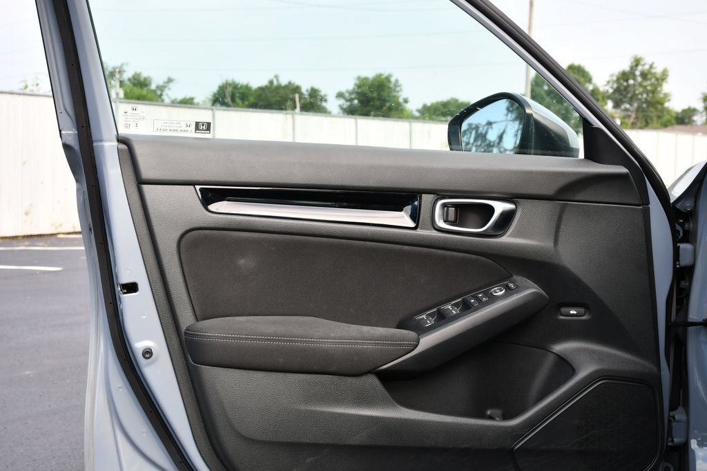 Used 2024 Honda Civic EX image 13