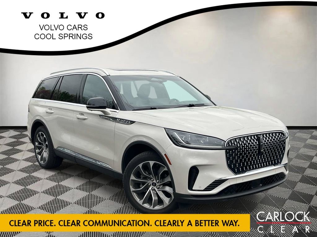 Used 2025 Lincoln Aviator Reserve w/ Illumination Package AWD/4WD image 1