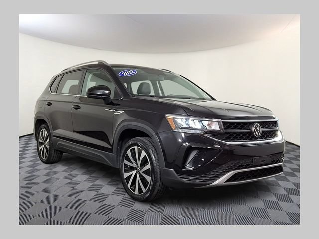 Used 2022 Volkswagen Taos SE