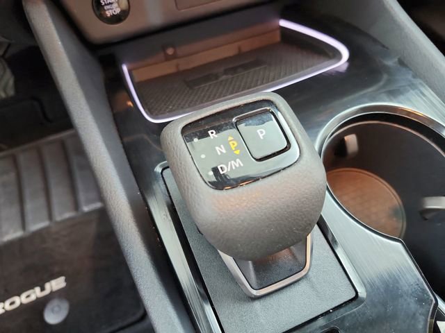 Used 2024 Nissan Rogue SL w/ SL Premium Package FWD image 30