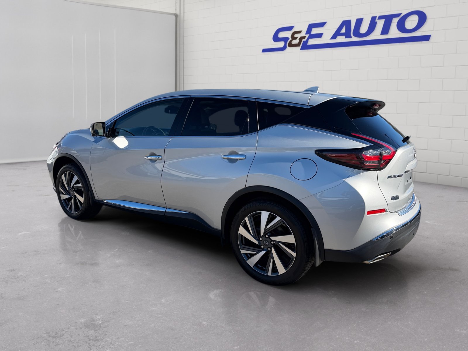 Used 2023 Nissan Murano SL w/ SL Moonroof Package AWD/4WD image 3