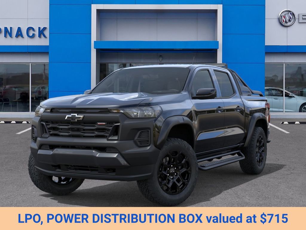New 2026 Chevrolet Colorado Trail Boss w/ Midnight Edition AWD/4WD image 7