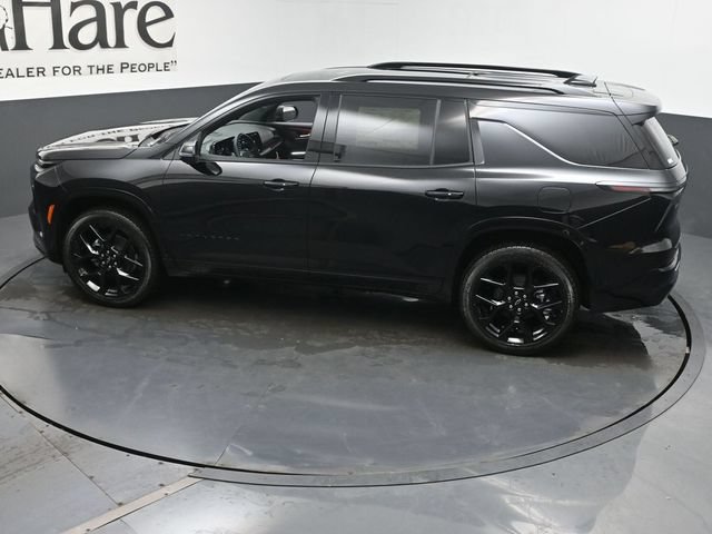 New 2026 Chevrolet Traverse RS w/ LPO, Floor Liner Package FWD image 22