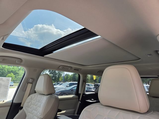 New 2026 Nissan Armada Platinum Reserve AWD/4WD image 4