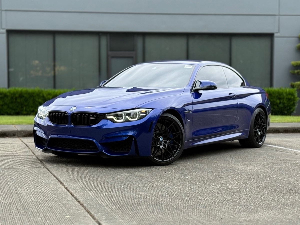Used 2020 BMW M4 Convertible w/ Competition Package RWD image 13