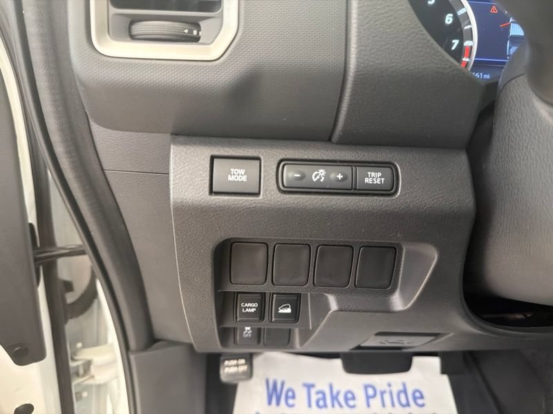 Used 2022 Nissan Frontier SV AWD/4WD image 18