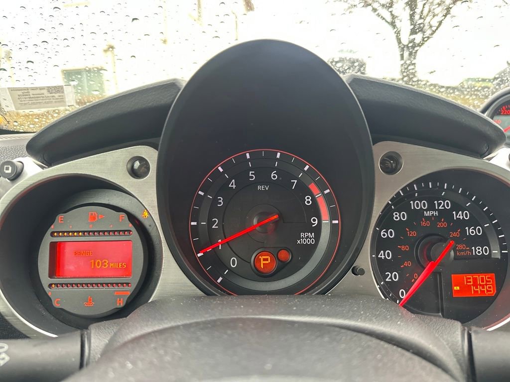 Used 2016 Nissan 370Z Touring Sport image 14