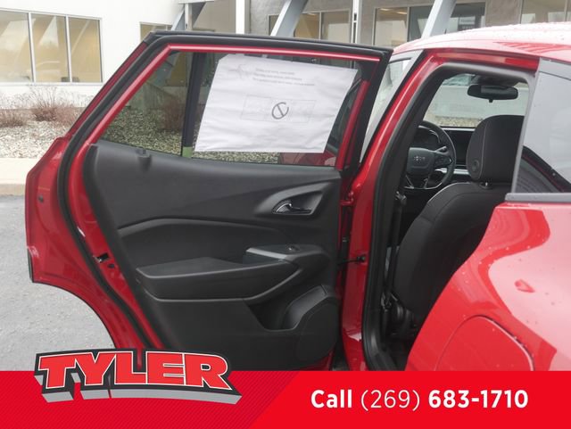 New 2026 Chevrolet Trax RS w/ Driver Confidence Package FWD image 18