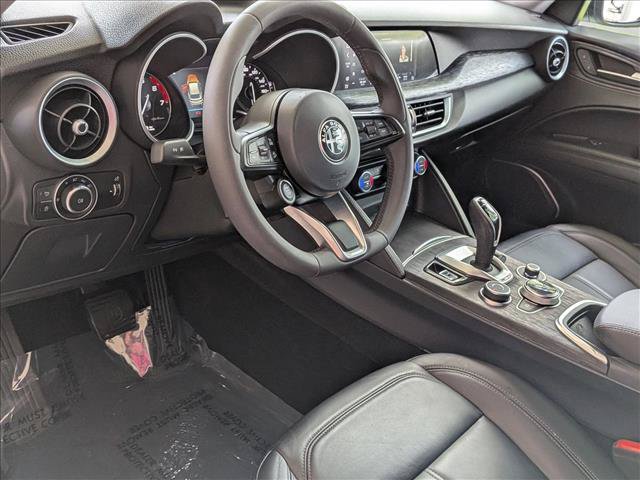 Used 2020 Alfa Romeo Stelvio w/ Nero Edizione RWD image 9