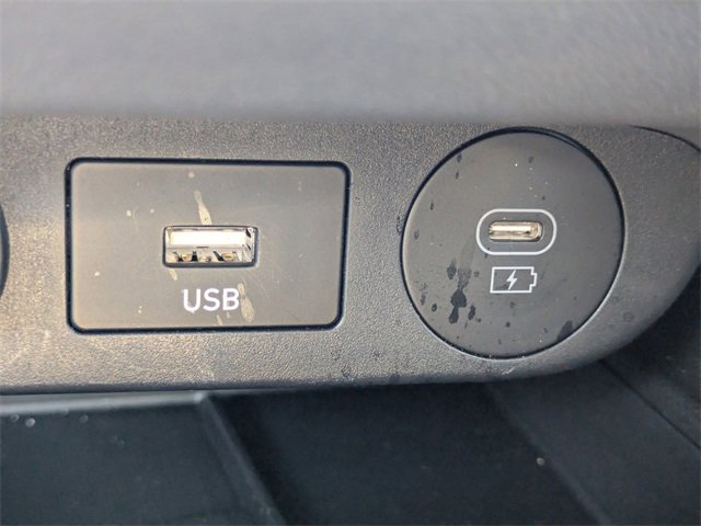 Certified 2025 Hyundai Elantra SEL image 22