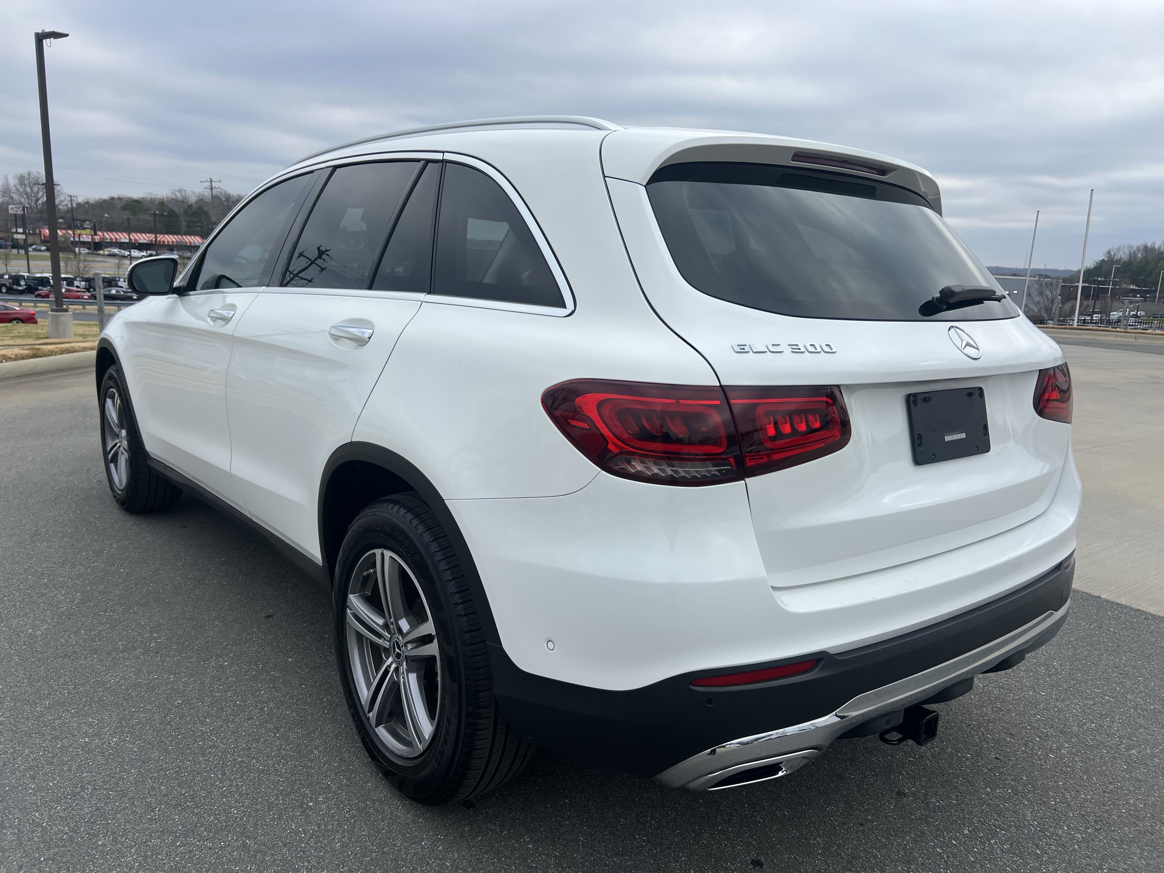 Used 2022 Mercedes-Benz GLC 300 image 7