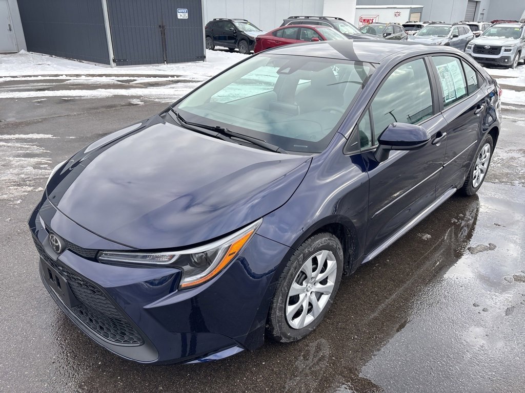 Used 2020 Toyota Corolla LE image 6