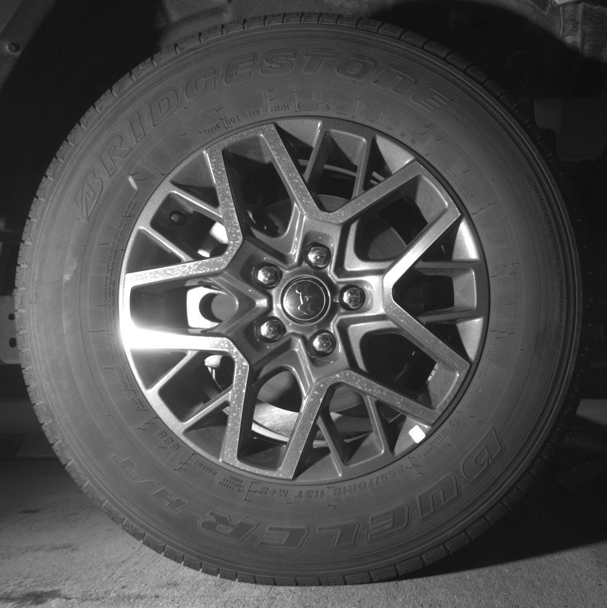 Used 2025 Jeep Wrangler Sahara AWD/4WD image 13