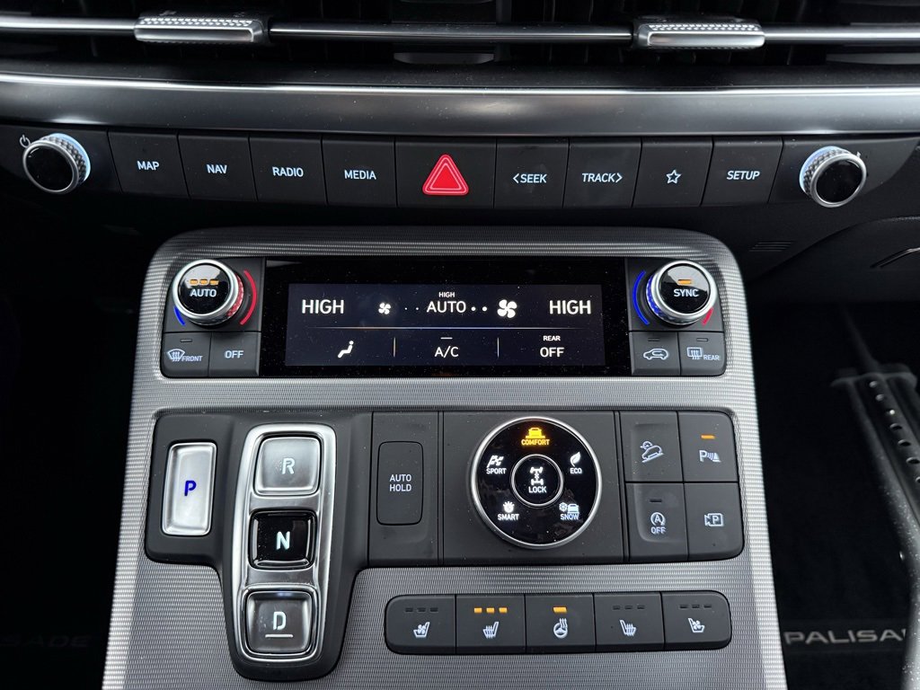 Used 2025 Hyundai Palisade Calligraphy image 5