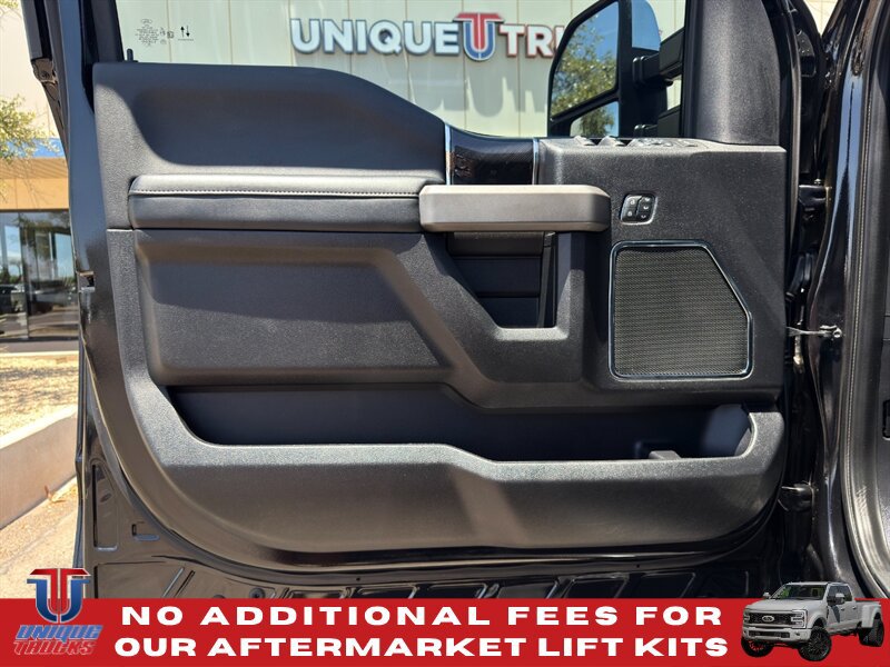 Used 2020 Ford F250 Platinum w/ FX4 Off-Road Package AWD/4WD image 21