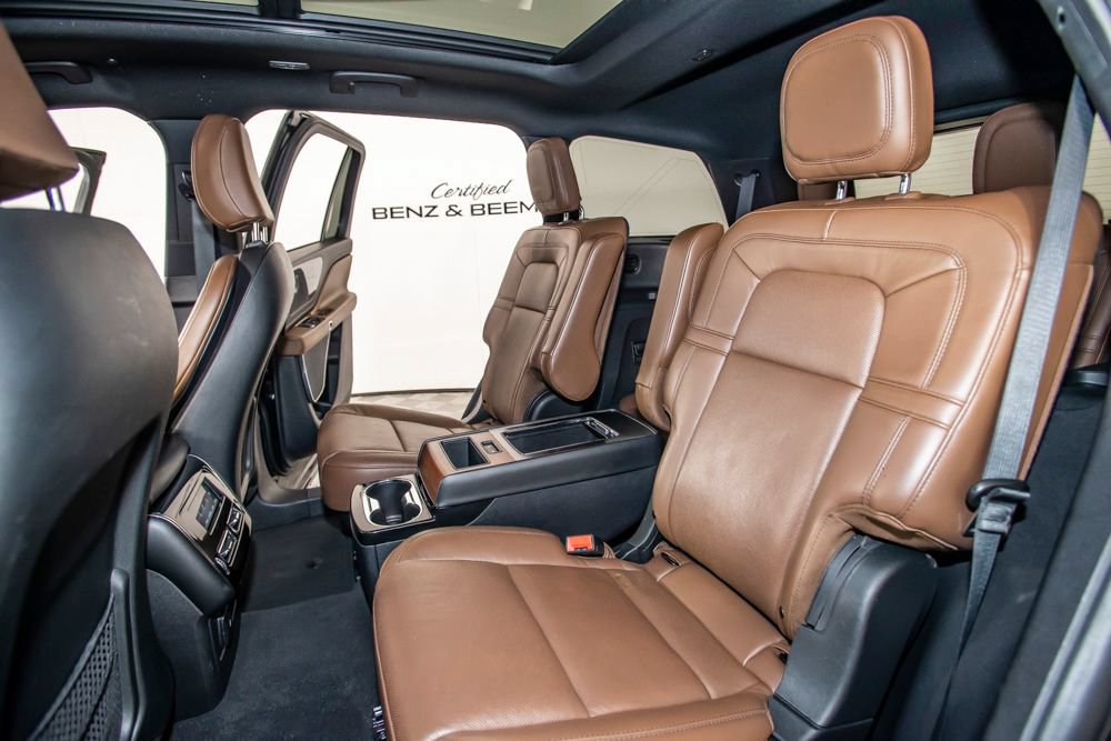 Used 2023 Lincoln Aviator Reserve w/ Equipment Group 201A AWD/4WD image 14