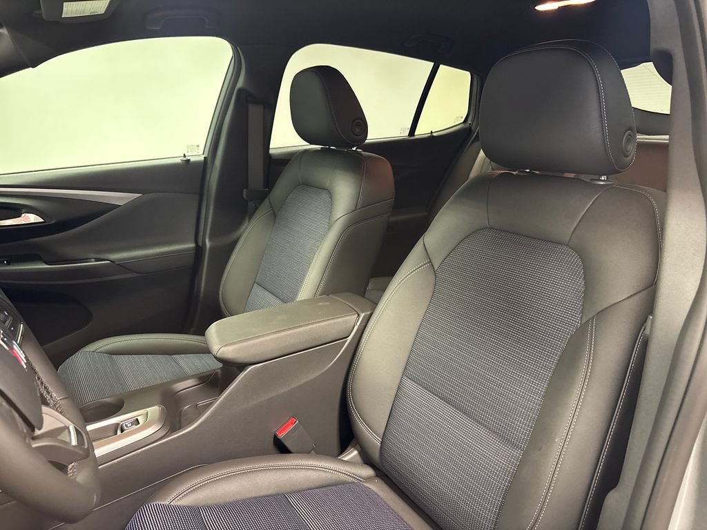 New 2026 Buick Envista Sport Touring w/ Convenience I Package FWD image 22