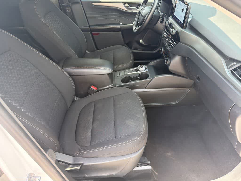 Used 2024 Ford Escape Active FWD image 12
