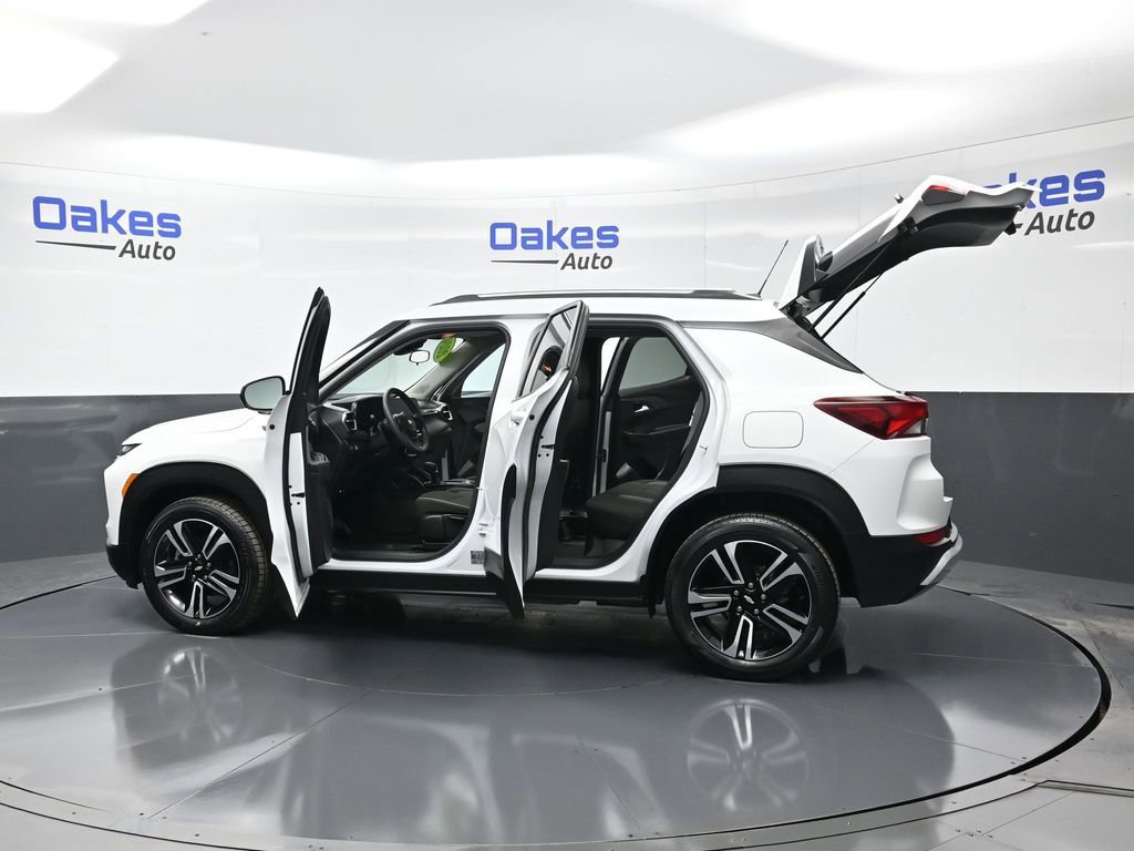 Used 2024 Chevrolet TrailBlazer LT image 54