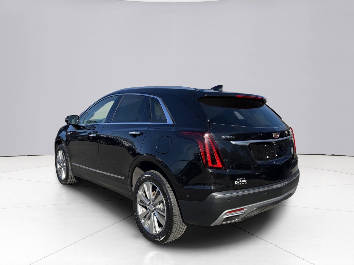 Used 2024 Cadillac XT5 Premium Luxury w/ Technology Package image 11