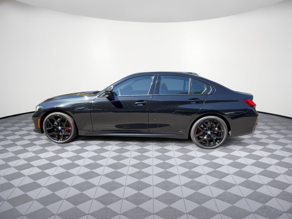 New 2026 BMW 330i xDrive Sedan w/ M Sport Package AWD/4WD image 2