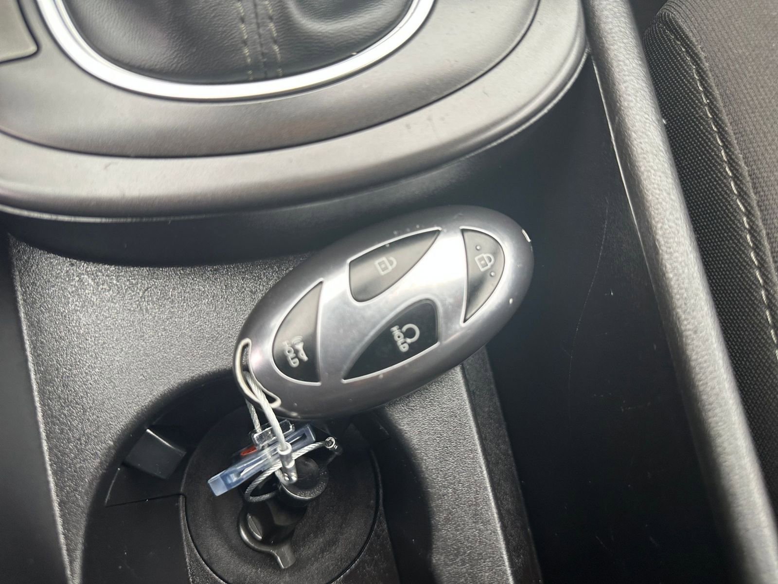 Used 2025 Hyundai Kona SEL image 22