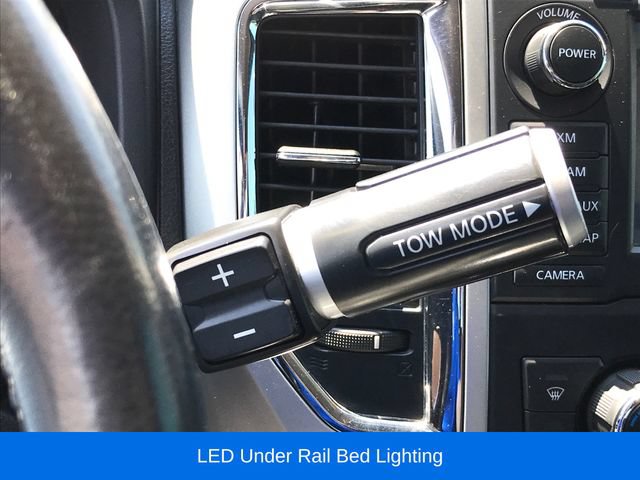 Used 2018 Nissan Titan PRO-4X w/ Pro-4x Convenience Package AWD/4WD image 15