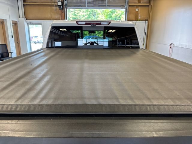 Used 2021 Chevrolet Silverado 1500 High Country w/ Technology Package AWD/4WD image 28