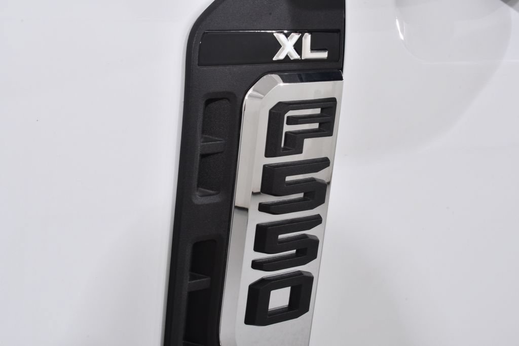 New 2026 Ford F550 4x4 Regular Cab Super Duty image 17